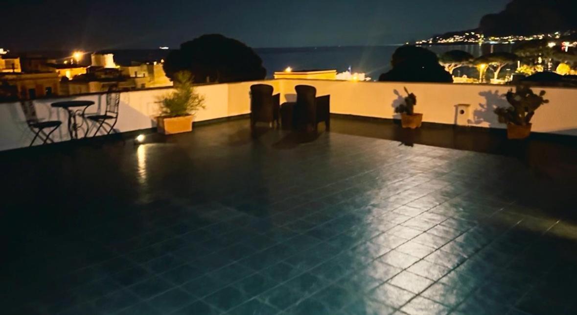 Mongibello Rooftop モンデッロ エクステリア 写真
